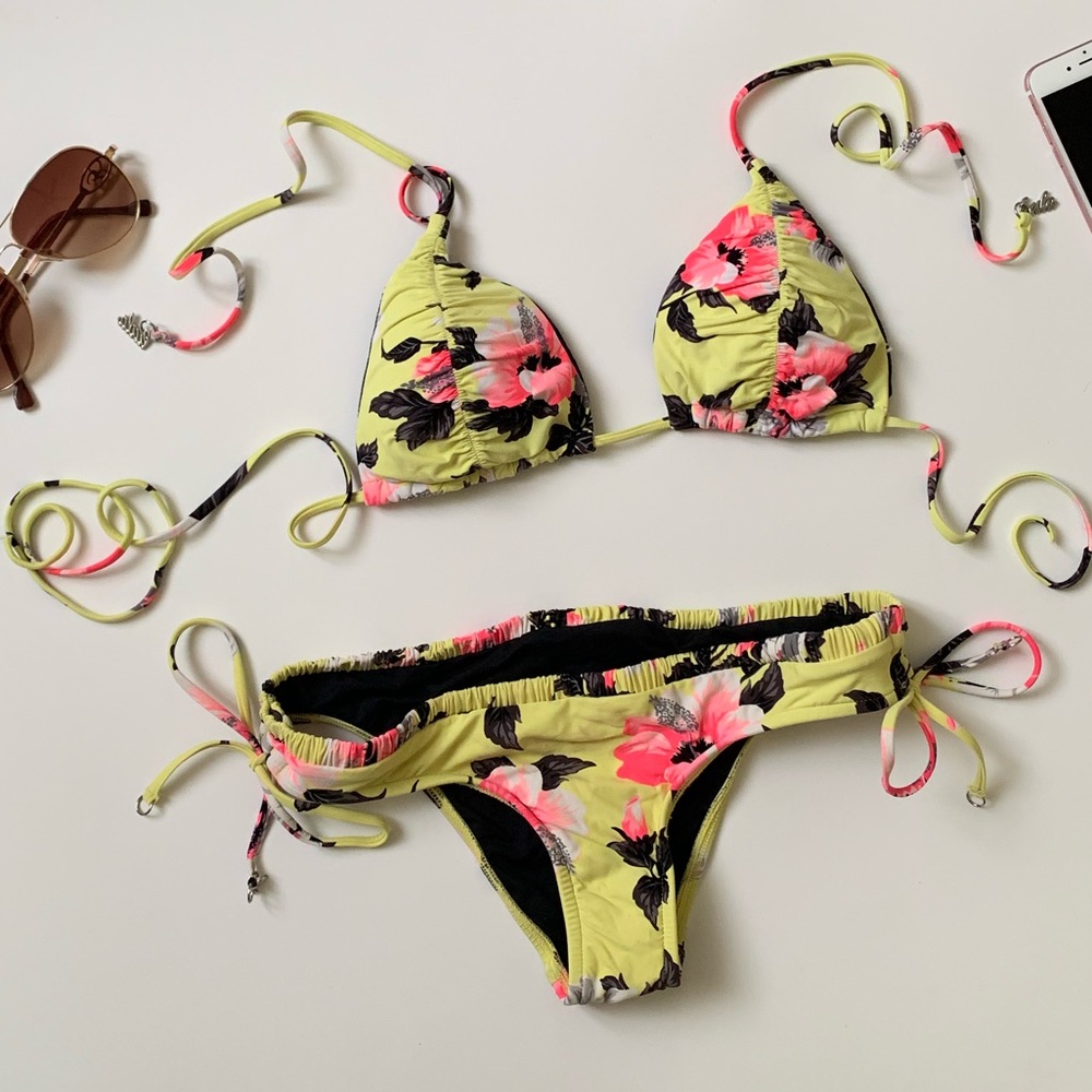 Super cute Brazilian bikini (XS) (S)